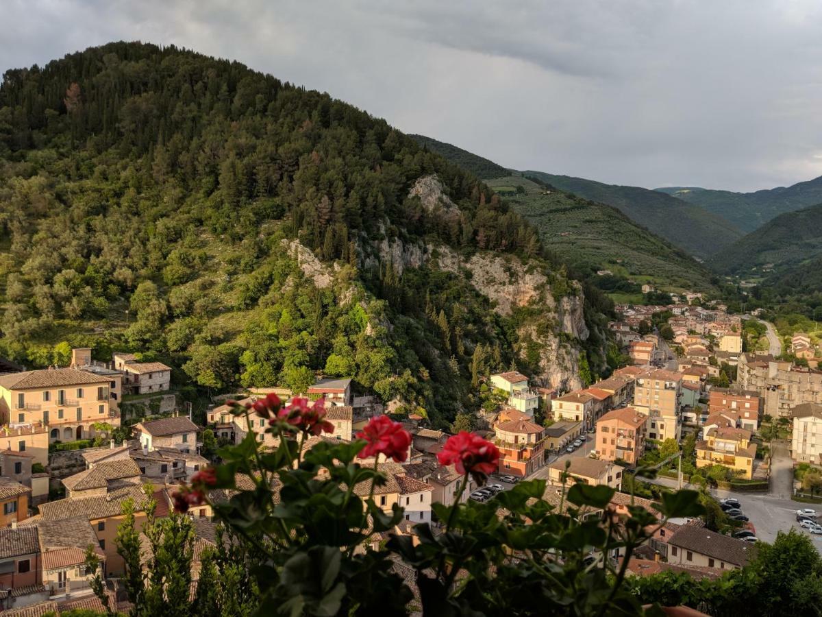 Cuore Del Castello Arrone Eksteriør bilde